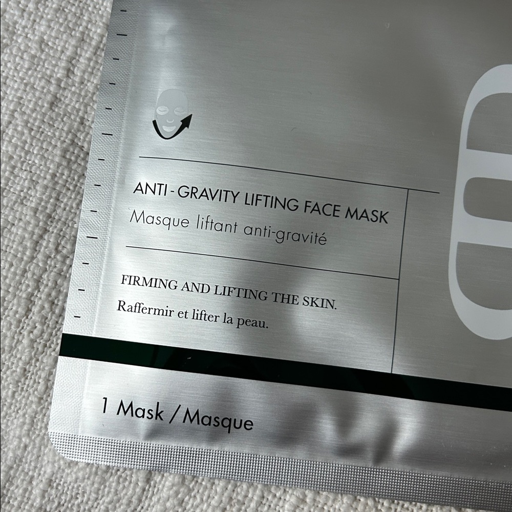 1 New ReVive Anti-Gravity Lifting Face Mask - Picture 2 of 3